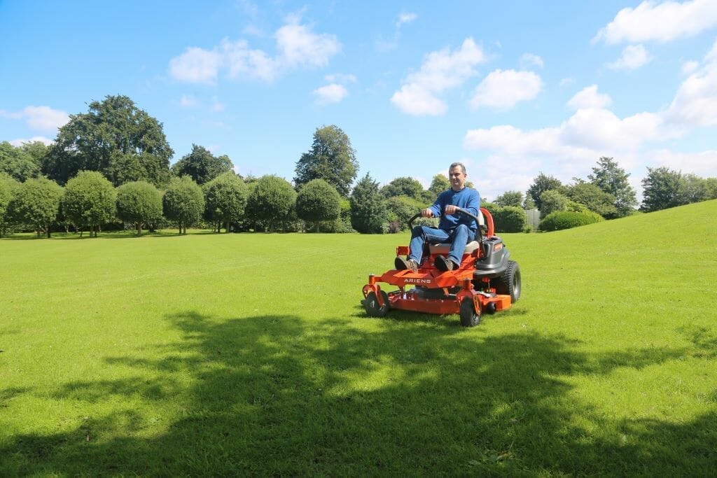 Ariens Ikon XD Zero Turn Mower