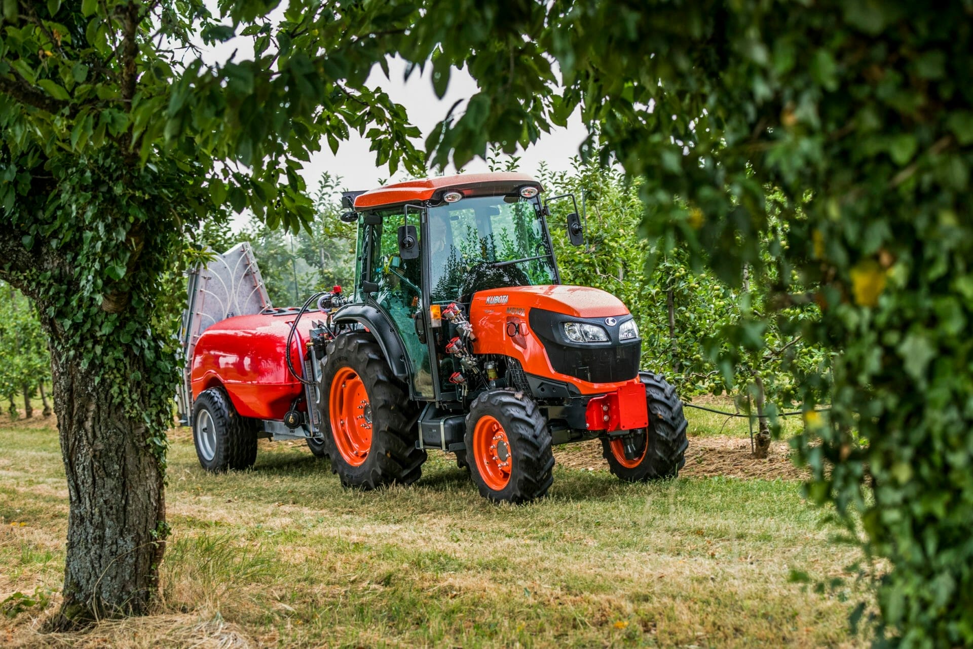 Kubota M5002 Narrow