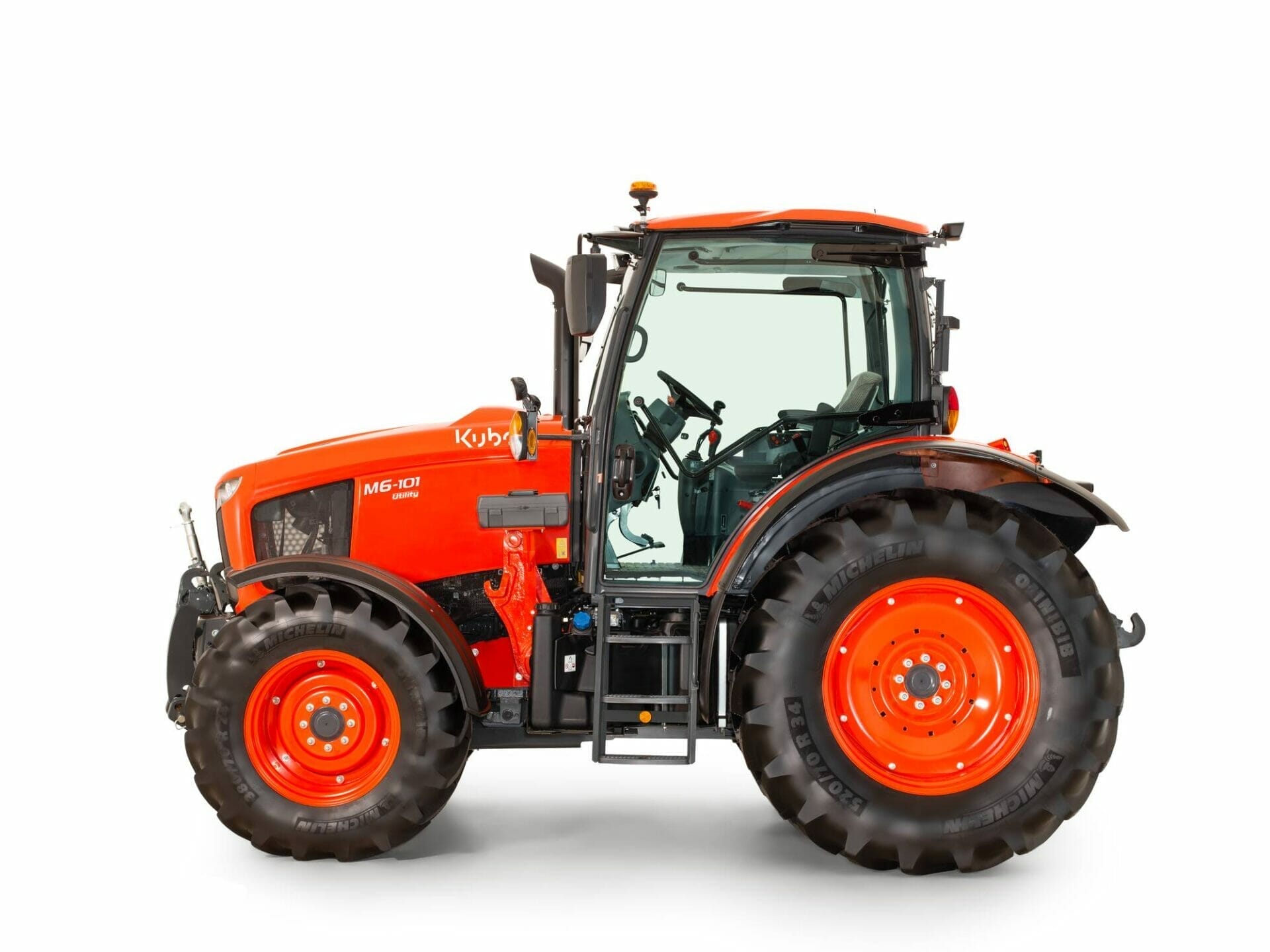 Kubota M6-001 Utility - Image 2