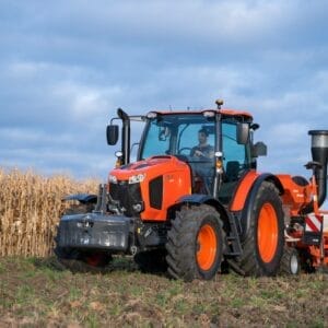 Kubota M6-001 Utility