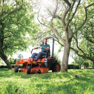 Kubota Z122R Zero Turn Mower