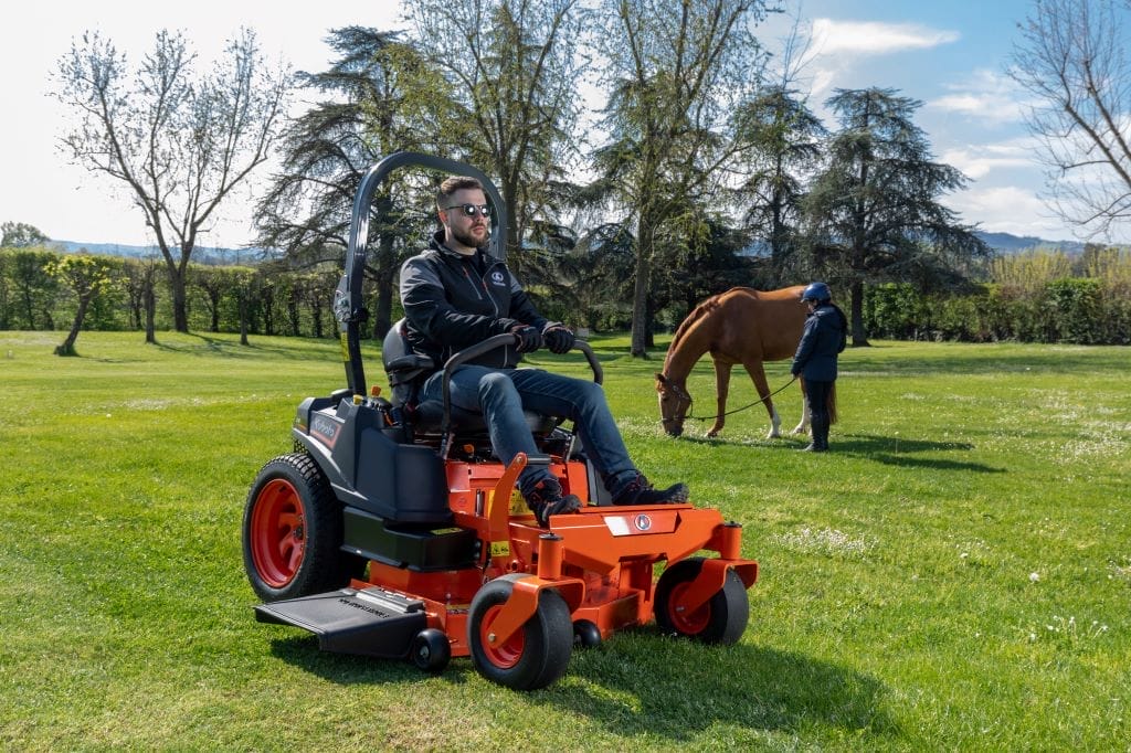 Kubota Z2-481 Zero Turn Mower - EG COLES