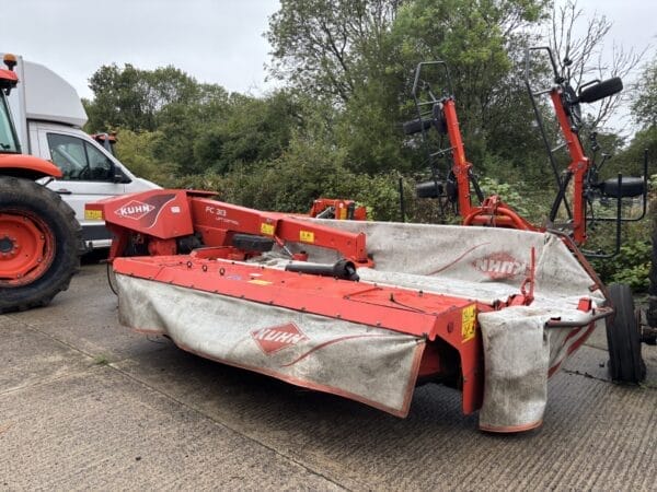 Used Kuhn FC313 Mower Conditioner - Image 4